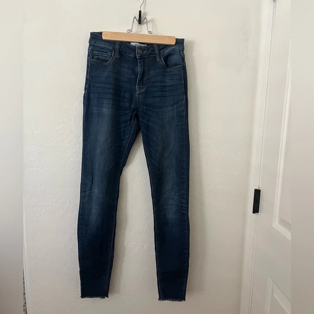 Carly Jean Bailey Jeans - Picture 2 of 7